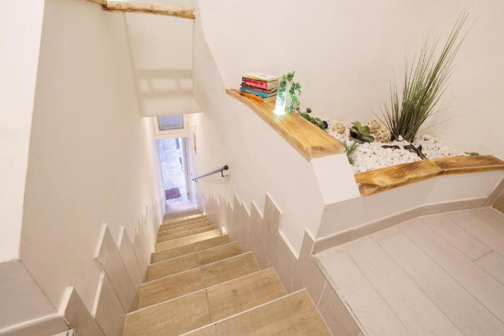 Legnosuites 3 Rooms 3 Bathrooms Group And Family By HouseinNápoles Exterior foto
