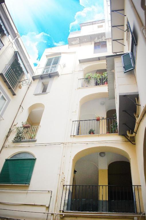 Legnosuites 3 Rooms 3 Bathrooms Group And Family By HouseinNápoles Exterior foto